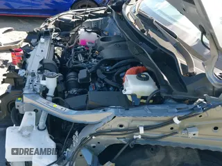 ✅ 2025 Toyota Sienna XSE • VIN: 5TDCSKFC5SS158628 • Lot: 42975946. Listed on IAAI with 4,306 mi. Free auction sales archive from the USA and detailed vehicle history report at DreamBid. Image 23.