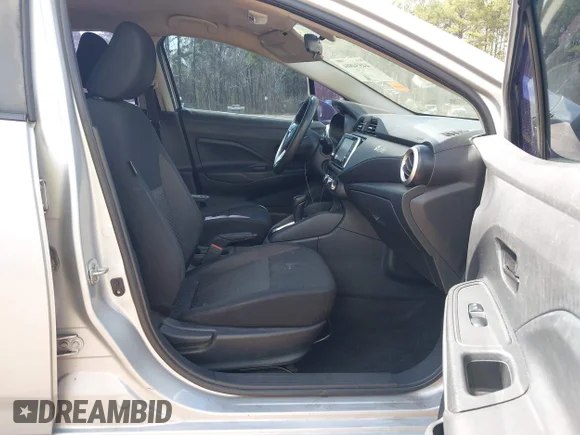 ✅ 2020 Nissan Versa S • VIN: 3N1CN8DVXLL910624 • Lot: 44534804. Wystawiony na IAAI z przebiegiem 79 438 mil. Bezpłatny archiwum sprzedaży aukcyjnych z USA i szczegółowy raport historii pojazdu na DreamBid. Zdjęcie 5.