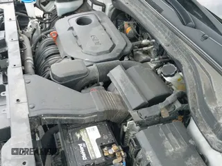 ✅ 2020 Hyundai Santa Fe Limited • VIN: 5NMS53AD6LH286356 • Lot: 42633381. Wystawiony na IAAI z przebiegiem 70 929 mil. Bezpłatny archiwum sprzedaży aukcyjnych z USA i szczegółowy raport historii pojazdu na DreamBid. Zdjęcie 20.