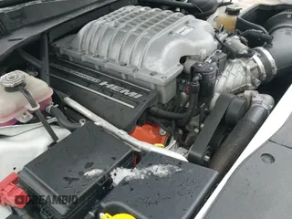 ✅ 2018 Dodge Charger SRT Hellcat • VIN: 2C3CDXL94JH223468 • Лот: 41519971. Опубликован ранее на IAAI с пробегом 72 074 миль. Бесплатный доступ к архиву аукционных продаж из США и подробный отчёт об истории автомобиля на DreamBid. Изображение 18.