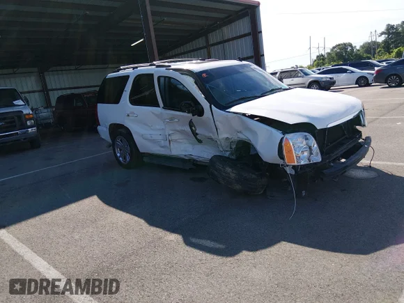 ✅ 2014 GMC Yukon SLT • VIN: 1GKS1CE02ER185773 • Лот: 45286634. Опубликован ранее на IAAI с пробегом 185 712 миль. Бесплатный доступ к архиву аукционных продаж из США и подробный отчёт об истории автомобиля на DreamBid. Изображение 1.