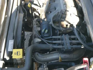 ✅ 2008 Chrysler Town & Country LX • VIN: 2A8HR44H98R743735 • Лот: 43663647. Опубликован ранее на IAAI с пробегом 288 585 миль. Бесплатный доступ к архиву аукционных продаж из США и подробный отчёт об истории автомобиля на DreamBid. Изображение 14.