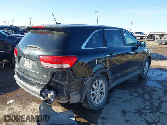 ✅ 2017 Kia Sorento L • VIN: 5XYPG4A3XHG301746 • Lot: 44261937. Wystawiony na IAAI z przebiegiem 155 832 mil. Bezpłatny archiwum sprzedaży aukcyjnych z USA i szczegółowy raport historii pojazdu na DreamBid. Zdjęcie 4.