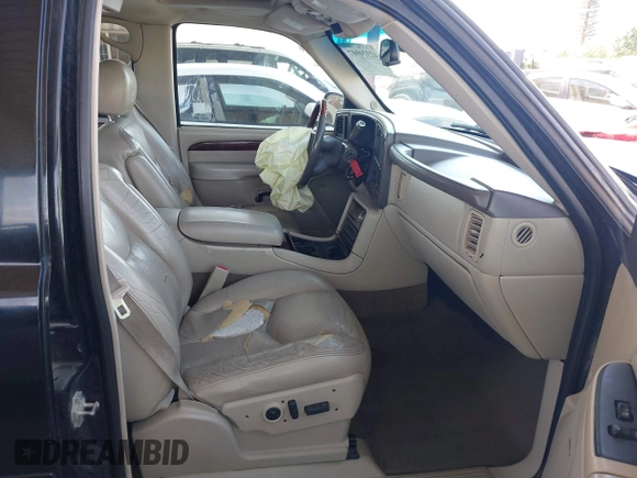 ✅ 2006 Cadillac Escalade EXT • VIN: 3GYEK62N66G201962 • Лот: 42374907. Опубліковано раніше на IAAI з пробігом 409 805 миль. Безкоштовний доступ до архіву аукціонних продажів зі США та докладний звіт про історію автомобіля на DreamBid. Зображення 5.