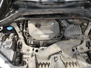 ✅ 2019 BMW X1 sDrive28i • VIN: WBXHU7C56K5L11836 • Lot: 80727325. Wystawiony na Copart z przebiegiem 56 151 mil. Bezpłatny archiwum sprzedaży aukcyjnych z USA i szczegółowy raport historii pojazdu na DreamBid. Zdjęcie 14.