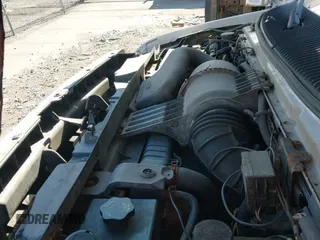 ✅ 2008 Ford Econoline Passenger XL • VIN: 1FBNE31L18DA20963 • Lot: 41869182. Listed on IAAI with 150,027 mi. Free auction sales archive from the USA and detailed vehicle history report at DreamBid. Image 12.