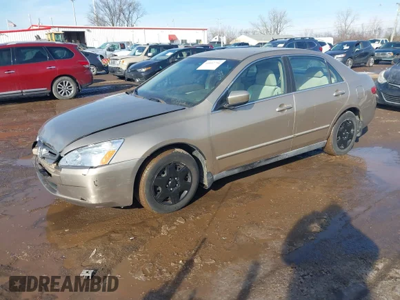 ✅ 2005 Honda Accord LX • VIN: 1HGCM56435A126199 • Lot: 44042794. Wystawiony na IAAI z przebiegiem 199 495 mil. Bezpłatny archiwum sprzedaży aukcyjnych z USA i szczegółowy raport historii pojazdu na DreamBid. Zdjęcie 2.