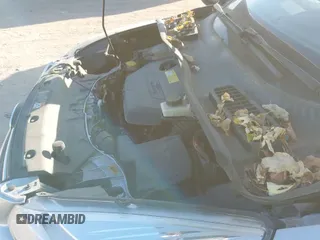 ✅ 2016 Ford Escape SE • VIN: 1FMCU9GX4GUA13454 • Lot: 43645926. Wystawiony na IAAI z przebiegiem 161 533 mil. Bezpłatny archiwum sprzedaży aukcyjnych z USA i szczegółowy raport historii pojazdu na DreamBid. Zdjęcie 14.