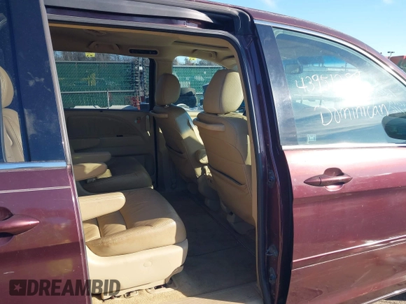 ✅ 2008 Honda Odyssey EX-L • VIN: 5FNRL38638B405307 • Lot: 44581353. Wystawiony na IAAI z przebiegiem 230 000 mil. Bezpłatny archiwum sprzedaży aukcyjnych z USA i szczegółowy raport historii pojazdu na DreamBid. Zdjęcie 8.