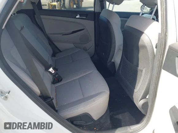 ✅ 2021 Hyundai Tucson SE • VIN: KM8J23A48MU337950 • Lot: 44113980. Wystawiony na IAAI z przebiegiem 69 351 mil. Bezpłatny archiwum sprzedaży aukcyjnych z USA i szczegółowy raport historii pojazdu na DreamBid. Zdjęcie 8.