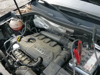 ✅ 2015 Audi Q3 Prestige • VIN: WA1GFCFS5FR000694 • Lot: 42246403. Wystawiony na IAAI z przebiegiem 93 504 mil. Bezpłatny archiwum sprzedaży aukcyjnych z USA i szczegółowy raport historii pojazdu na DreamBid. Zdjęcie 19.