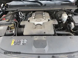 ✅ 2019 Cadillac Escalade ESV Luxury • VIN: 1GYS4HKJ8KR125421 • Lot: 85328365. Listed on Copart with 147,794 mi. Free auction sales archive from the USA and detailed vehicle history report at DreamBid. Image 16.