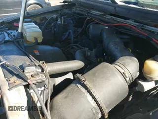 ✅ 2003 Ford F-350 XL • VIN: 1FTSX31L83EB98073 • Лот: 41582135. Опубликован ранее на IAAI с пробегом 255 455 миль. Бесплатный доступ к архиву аукционных продаж из США и подробный отчёт об истории автомобиля на DreamBid. Изображение 12.