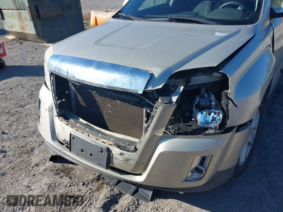 ✅ 2013 GMC Terrain SLE • VIN: 2GKALMEK3D6329919 • Lot: 43707443. Wystawiony na IAAI z przebiegiem 198 056 mil. Bezpłatny archiwum sprzedaży aukcyjnych z USA i szczegółowy raport historii pojazdu na DreamBid. Zdjęcie 6.