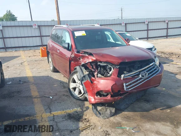 ✅ 2010 Toyota Highlander Limited • VIN: 5TDDK3EH7AS011975 • Лот: 38713308. Опубліковано раніше на IAAI з пробігом 180 619 миль. Безкоштовний доступ до архіву аукціонних продажів зі США та докладний звіт про історію автомобіля на DreamBid. Зображення 1.
