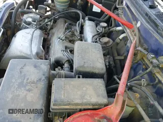 ✅ 1998 Toyota RAV4 • VIN: JT3HP10V2W0165626 • Лот: 42970600. Опубликован ранее на IAAI с пробегом 104 401 миль. Бесплатный доступ к архиву аукционных продаж из США и подробный отчёт об истории автомобиля на DreamBid. Изображение 12.