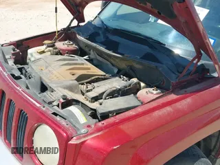 ✅ 2008 Jeep Patriot Limited • VIN: 1J8FT48W08D544190 • Лот: 43089213. Опубликован ранее на IAAI с пробегом 147 811 миль. Бесплатный доступ к архиву аукционных продаж из США и подробный отчёт об истории автомобиля на DreamBid. Изображение 12.