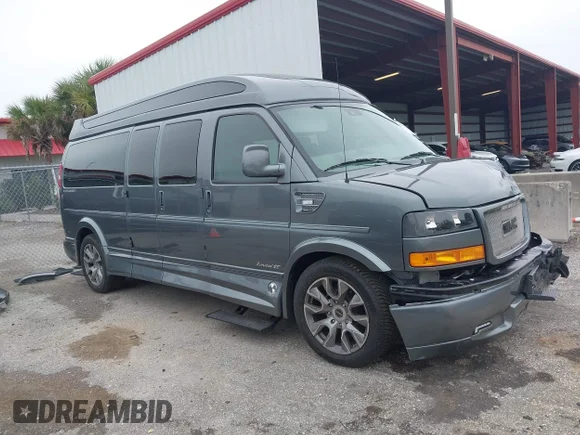 ✅ 2025 GMC Savana Cargo • VIN: 1GTW7BF77S1273245 • Lot: 44621898. Wystawiony na IAAI z przebiegiem 2 616 mil. Bezpłatny archiwum sprzedaży aukcyjnych z USA i szczegółowy raport historii pojazdu na DreamBid. Zdjęcie 1.