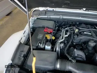 ✅ 2023 Jeep Gladiator Sport • VIN: 1C6JJTAG2PL515998 • Lot: 80907665. Listed on Copart with 28,000 mi. Free auction sales archive from the USA and detailed vehicle history report at DreamBid. Image 13.