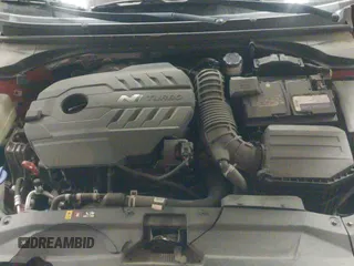 2020 Hyundai Veloster z VIN KMHT36AH6LU004297, wystawiony jako IAAI lot #42175069 z przebiegiem 88 955 mil mil oraz . Historia ofert i sprzedaży dostępna na DreamBid. Obrazek 19.