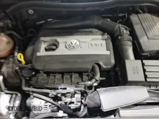 ✅ 2016 Volkswagen CC Sport • VIN: WVWBP7AN8GE513162 • Lot: 85812265. Wystawiony na Copart z przebiegiem 65 881 mil. Bezpłatny archiwum sprzedaży aukcyjnych z USA i szczegółowy raport historii pojazdu na DreamBid. Zdjęcie 13.