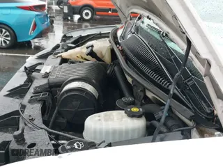 ✅ 2005 Chevrolet Express Cargo • VIN: 1GCGG25V651154983 • Lot: 43819081. Wystawiony na IAAI z przebiegiem 193 319 mil. Bezpłatny archiwum sprzedaży aukcyjnych z USA i szczegółowy raport historii pojazdu na DreamBid. Zdjęcie 12.