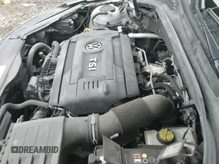 ✅ 2018 Volkswagen Golf S • VIN: 3VWG17AU8JM256033 • Lot: 41661761. Listed on IAAI with 60,674 mi. Free auction sales archive from the USA and detailed vehicle history report at DreamBid. Image 20.