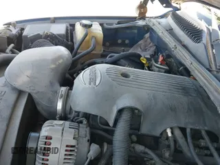 ✅ 2001 GMC Sierra 1500 SLE • VIN: 2GTEK19T411339840 • Лот: 42650036. Опубликован ранее на IAAI с пробегом 307 878 миль. Бесплатный доступ к архиву аукционных продаж из США и подробный отчёт об истории автомобиля на DreamBid. Изображение 12.