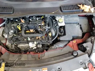 ✅ 2019 Ford Escape SE • VIN: 1FMCU9GD6KUA03393 • Lot: 90913075. Listed on Copart with 88,819 mi. Free auction sales archive from the USA and detailed vehicle history report at DreamBid. Image 16.