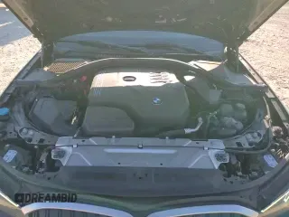 2023 BMW 3 Series 330i z VIN 3MW69FF08P8D70815, wystawiony jako Copart lot #70840985 z przebiegiem 31 481 mil mil oraz Szkoda całkowita • Salvage title. Historia ofert i sprzedaży dostępna na DreamBid. Obrazek 15.