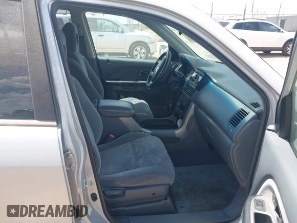 ✅ 2003 Honda Pilot EX • VIN: 2HKYF18423H508069 • Lot: 45048291. Wystawiony na IAAI z przebiegiem 130 718 mil. Bezpłatny archiwum sprzedaży aukcyjnych z USA i szczegółowy raport historii pojazdu na DreamBid. Zdjęcie 5.