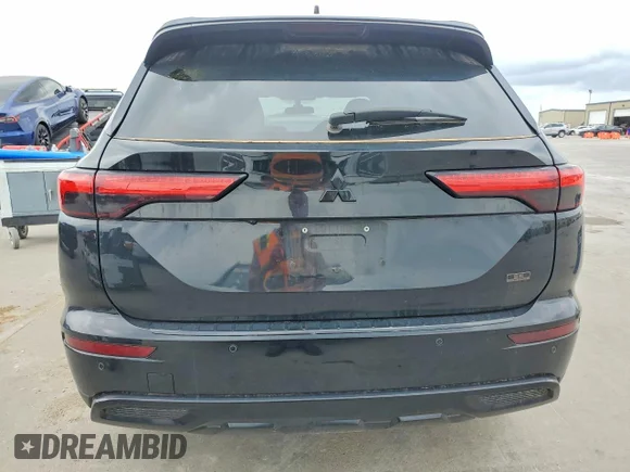 ✅ 2023 Mitsubishi Outlander SE • VIN: JA4J3UA89PZ011506 • Lot: 49966696. Wystawiony na Copart z przebiegiem 48 521 mil. Bezpłatny archiwum sprzedaży aukcyjnych z USA i szczegółowy raport historii pojazdu na DreamBid. Zdjęcie 6.