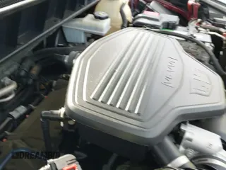 ✅ 2018 Cadillac XT5 FWD • VIN: 1GYKNARS2JZ241702 • Lot: 43862234. Listed on IAAI with 68,127 mi. Free auction sales archive from the USA and detailed vehicle history report at DreamBid. Image 19.