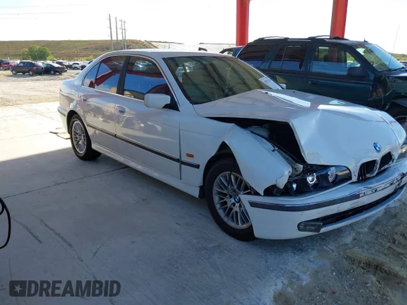 ✅ 1999 BMW 5 Series 528i • VIN: WBADM6331XBY28634 • Lot: 43815744. Listed on IAAI with 131,347 mi. Free auction sales archive from the USA and detailed vehicle history report at DreamBid. Image 1.