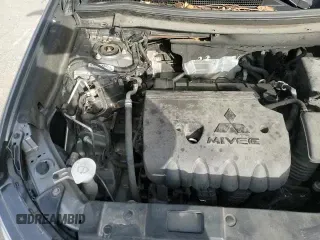 ✅ 2018 Mitsubishi Outlander ES • VIN: JA4AZ3A36JZ056715 • Лот: 90808085. Опубликован ранее на Copart с пробегом 113 636 миль. Бесплатный доступ к архиву аукционных продаж из США и подробный отчёт об истории автомобиля на DreamBid. Изображение 14.