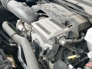 ✅ 2022 Ram 1500 Laramie • VIN: 1C6SRFJT4NN191692 • Лот: 43593806. Опубликован ранее на IAAI с пробегом 90 288 миль. Бесплатный доступ к архиву аукционных продаж из США и подробный отчёт об истории автомобиля на DreamBid. Изображение 19.