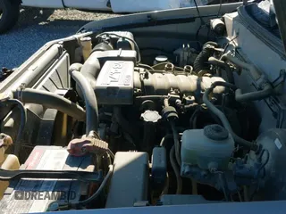 ✅ 2006 Toyota Tundra SR5 • VIN: 5TBDT44186S552833 • Lot: 42640640. Listed on IAAI with 298,657 mi. Free auction sales archive from the USA and detailed vehicle history report at DreamBid. Image 21.