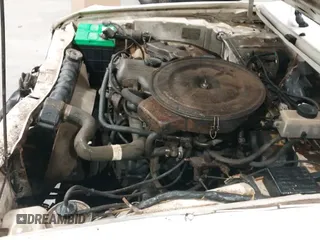 ✅ 1983 Mazda B-Series • VIN: JM2UC1213D0738249 • Lot: 41559333. Wystawiony na IAAI z przebiegiem 145 596 mil. Bezpłatny archiwum sprzedaży aukcyjnych z USA i szczegółowy raport historii pojazdu na DreamBid. Zdjęcie 12.