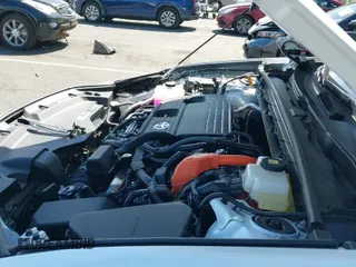 ✅ 2025 Toyota Crown XLE • VIN: JTDACAAJ2S3015254 • Лот: 43014760. Опубликован ранее на IAAI с пробегом 7 278 миль. Бесплатный доступ к архиву аукционных продаж из США и подробный отчёт об истории автомобиля на DreamBid. Изображение 12.