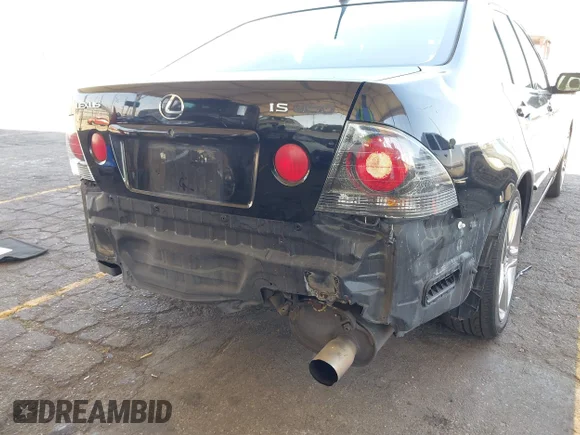 ✅ 2002 Lexus IS 300/350 • VIN: JTHBD192420040459 • Лот: 42852780. Опубліковано раніше на IAAI з пробігом 218 637 миль. Безкоштовний доступ до архіву аукціонних продажів зі США та докладний звіт про історію автомобіля на DreamBid. Зображення 6.
