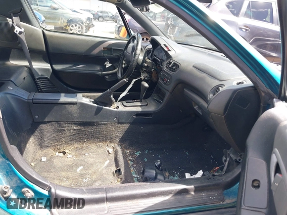 ✅ 1995 Honda del Sol Si • VIN: JHMEH6260SS000850 • Lot: 41197485. Wystawiony na IAAI z przebiegiem 131 970 mil. Bezpłatny archiwum sprzedaży aukcyjnych z USA i szczegółowy raport historii pojazdu na DreamBid. Zdjęcie 5.