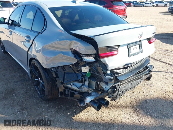 ✅ 2023 BMW 3 Series M340i • VIN: 3MW49FS07P8D08917 • Lot: 43123001. Wystawiony na IAAI z przebiegiem 23 867 mil. Bezpłatny archiwum sprzedaży aukcyjnych z USA i szczegółowy raport historii pojazdu na DreamBid. Zdjęcie 6.
