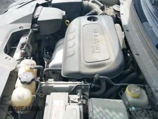 ✅ 2019 Jeep Cherokee Latitude • VIN: 1C4PJLCB2KD240611 • Lot: 42440600. Wystawiony na IAAI z przebiegiem 257 127 mil. Bezpłatny archiwum sprzedaży aukcyjnych z USA i szczegółowy raport historii pojazdu na DreamBid. Zdjęcie 19.