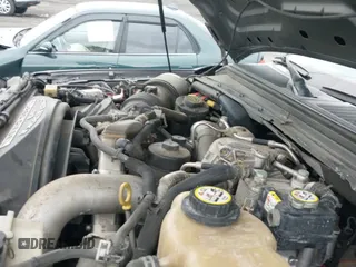 ✅ 2008 Ford F-250 XL • VIN: 1FTSX21R38EA31240 • Lot: 43048760. Wystawiony na IAAI z przebiegiem 112 412 mil. Bezpłatny archiwum sprzedaży aukcyjnych z USA i szczegółowy raport historii pojazdu na DreamBid. Zdjęcie 19.