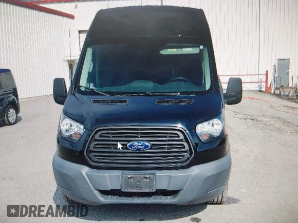 ✅ 2018 Ford Transit • VIN: 1FTBW2XM9JKB07209 • Lot: 45481925. Listed on IAAI with 35,630 mi. Free auction sales archive from the USA and detailed vehicle history report at DreamBid. Image 6.