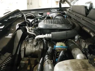 ✅ 2007 GMC Sierra 2500HD SLT • VIN: 1GTHK236X7F551200 • Lot: 42318957. Wystawiony na IAAI z przebiegiem 181 784 mil. Bezpłatny archiwum sprzedaży aukcyjnych z USA i szczegółowy raport historii pojazdu na DreamBid. Zdjęcie 19.