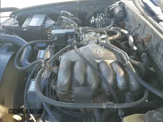 ✅ 1999 Toyota 4Runner SR5 • VIN: JT3HN86R0X0194472 • Lot: 43540495. Listed on IAAI with 249,918 mi. Free auction sales archive from the USA and detailed vehicle history report at DreamBid. Image 14.