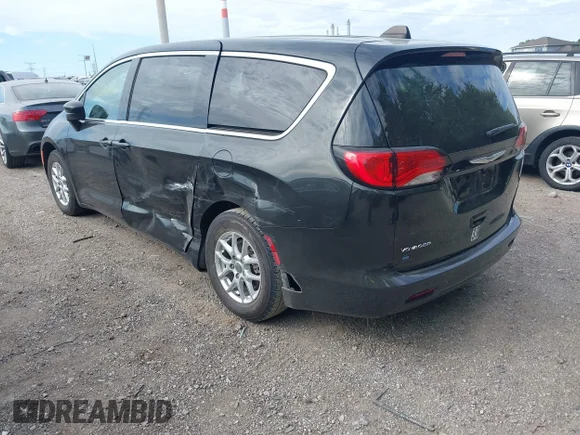 ✅ 2023 Chrysler Voyager LX • VIN: 2C4RC1CG4PR525222 • Lot: 45381726. Wystawiony na IAAI z przebiegiem 88 608 mil. Bezpłatny archiwum sprzedaży aukcyjnych z USA i szczegółowy raport historii pojazdu na DreamBid. Zdjęcie 3.