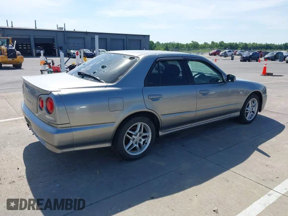 ✅ 2001 NISSAN SKYLINE GT • VIN: HR34101540 • Lot: 45282835. Wystawiony na IAAI z przebiegiem 130 627 mil. Bezpłatny archiwum sprzedaży aukcyjnych z USA i szczegółowy raport historii pojazdu na DreamBid. Zdjęcie 4.