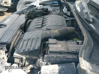 ✅ 2020 Audi Q3 S line Premium • VIN: WA1DECF3XL1088814 • Lot: 43384944. Wystawiony na IAAI z przebiegiem 85 429 mil. Bezpłatny archiwum sprzedaży aukcyjnych z USA i szczegółowy raport historii pojazdu na DreamBid. Zdjęcie 19.